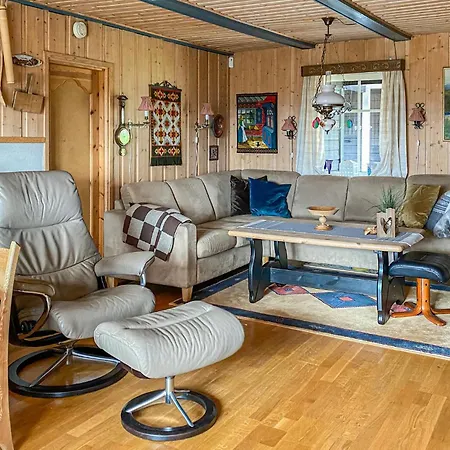 بيت للعطل 5 Bedroom Awesome In *